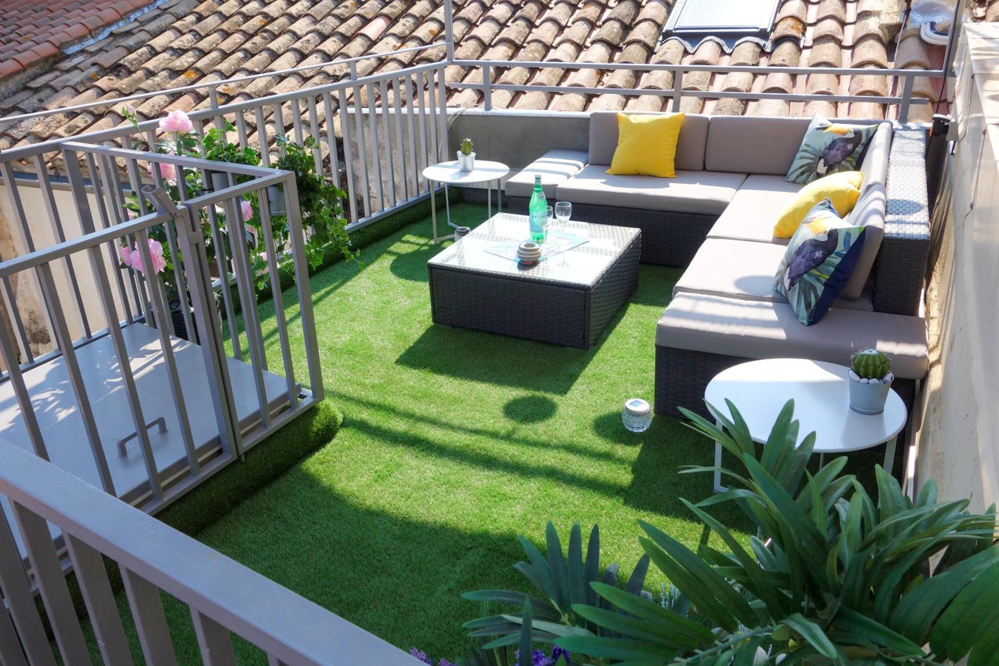 Arles Holiday - La Terrasse Bagian luar foto